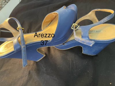 Sandália Feminina Arezzo Azul Número 37