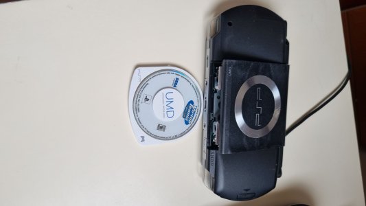 PLAY STATION PORTÁTIL PSP1001